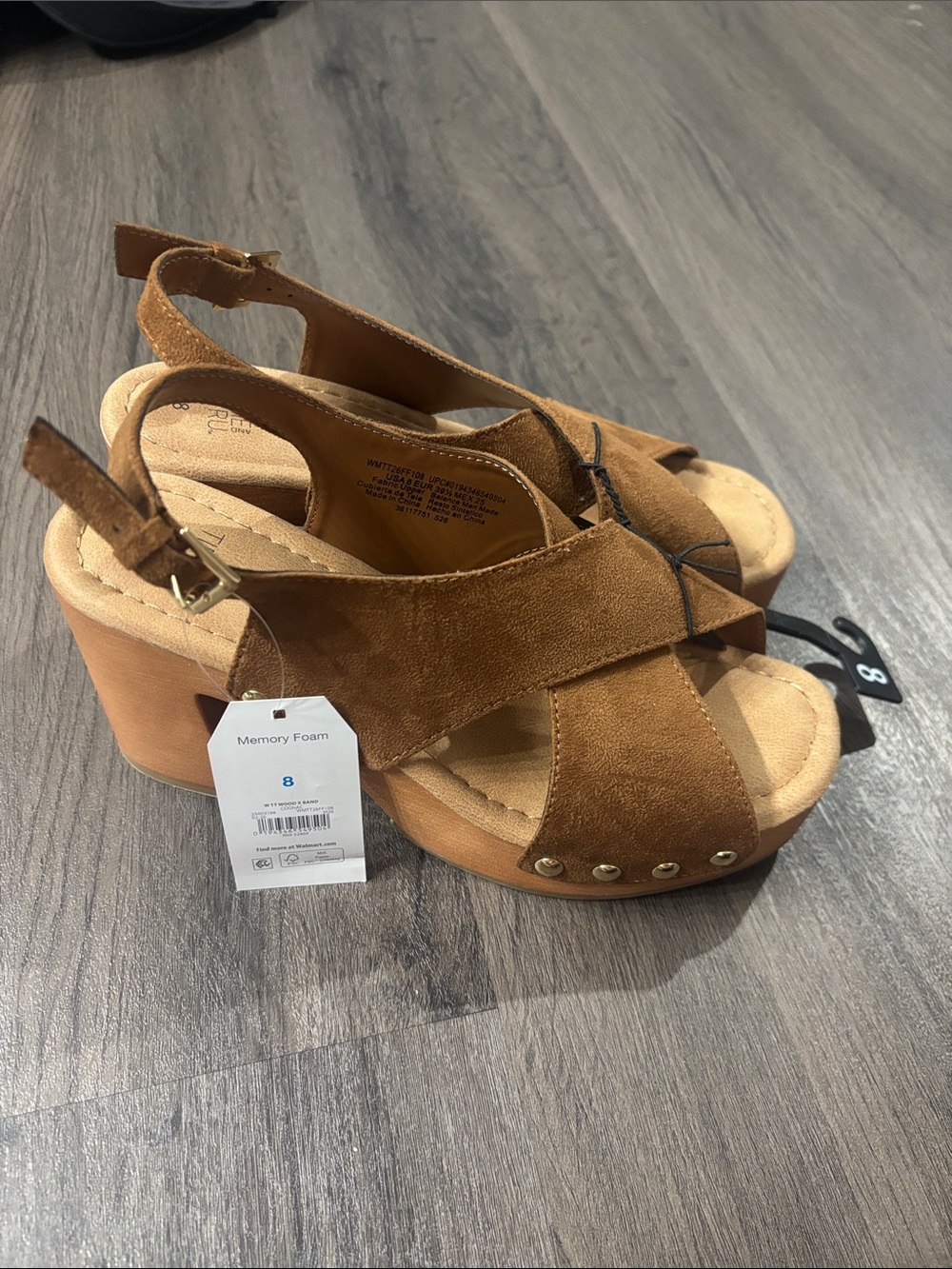 Women’s Suede Platform Wood X-band Strap Sandals! NWT! Size 8